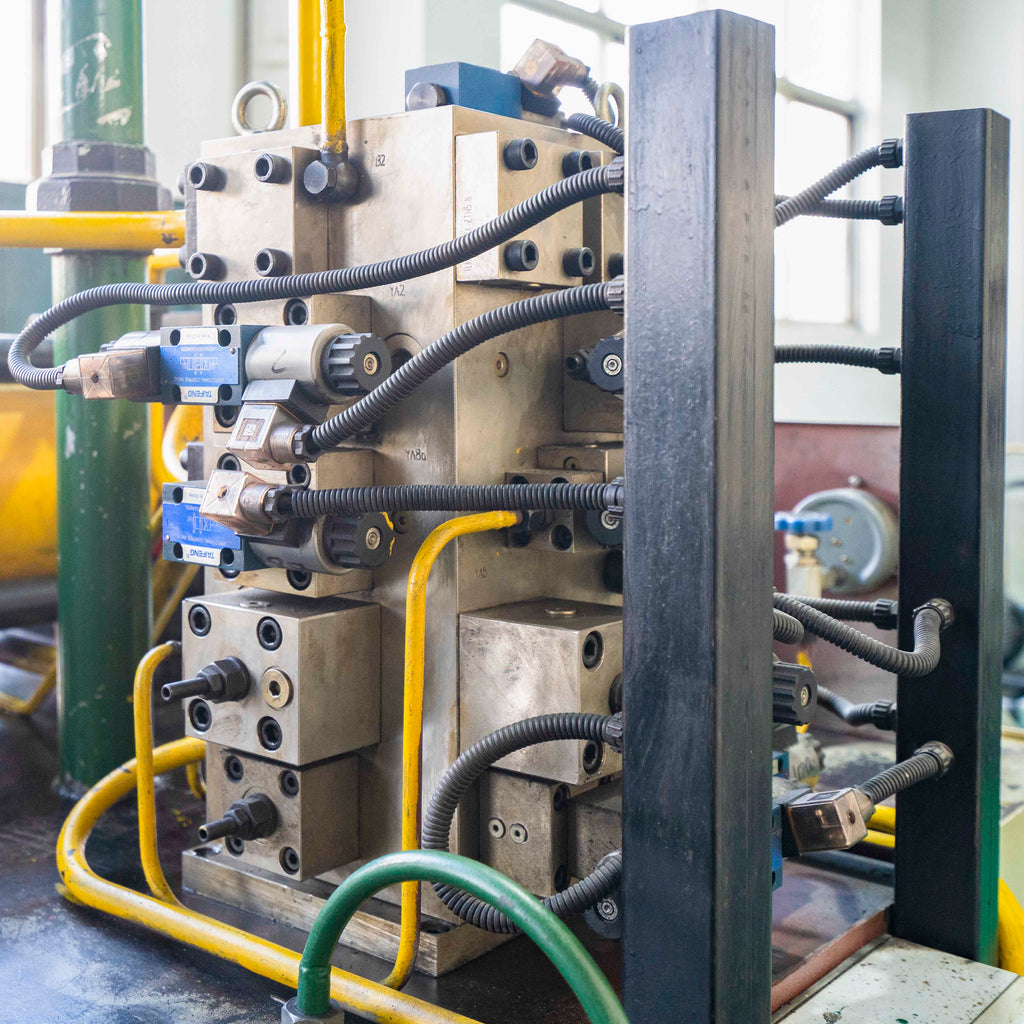 Shanghai Empire Hydraulic press for metal sheet stamping